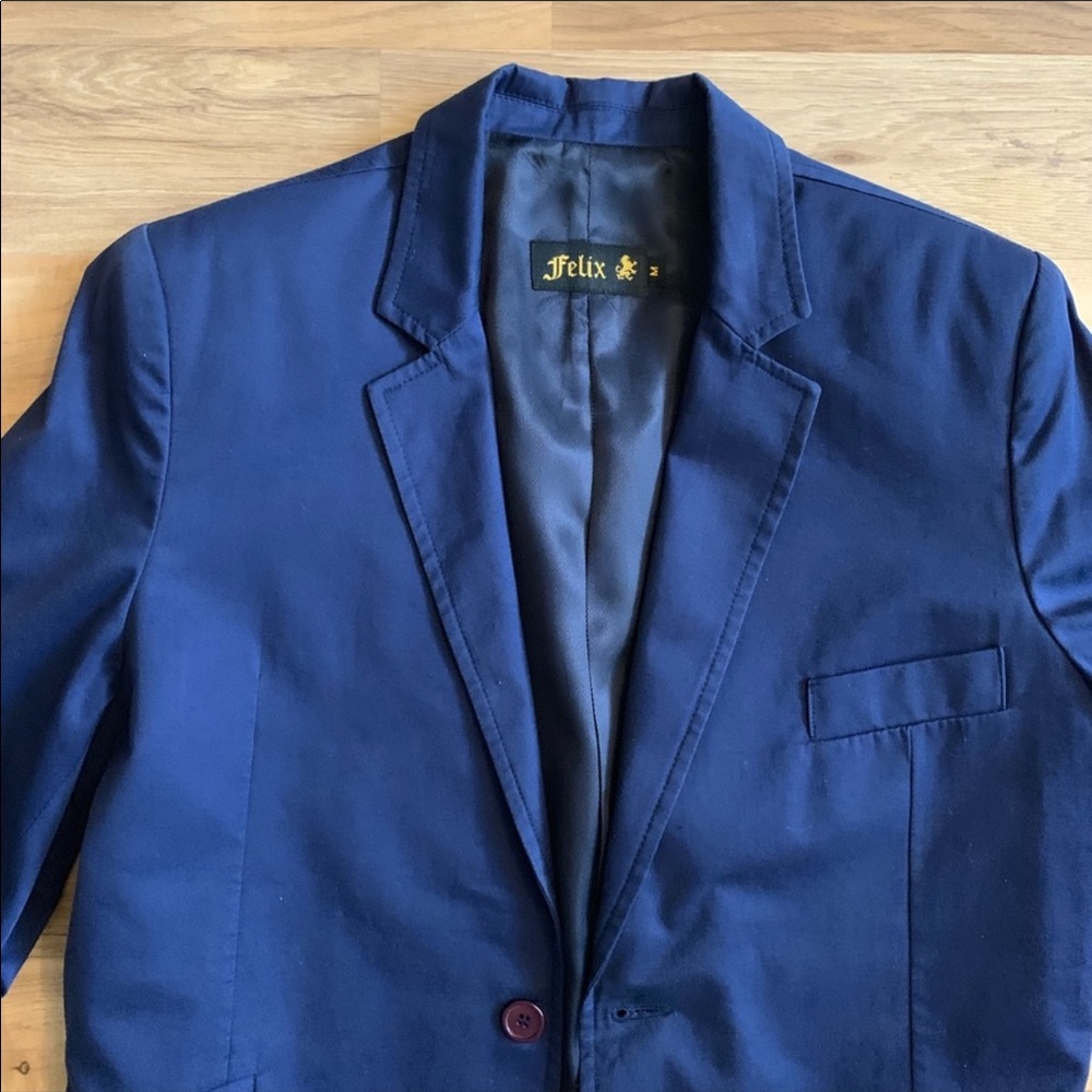 Blazer - Picture 5 of 8